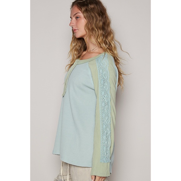 POL Color Block Lace Trim Long Sleeve Henley Top in Seafoam Green - Picture 2 of 5